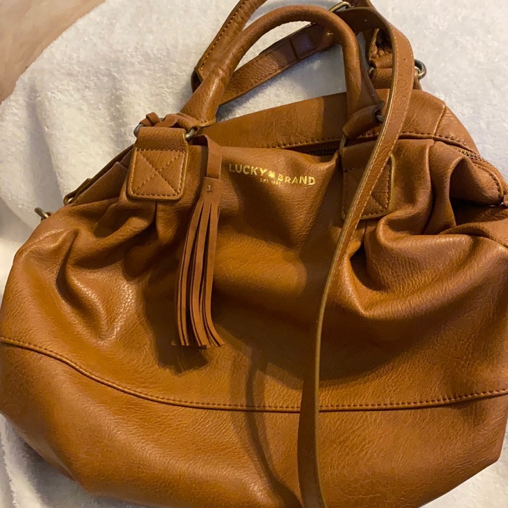 Lucky Brand brown made to look soft leather purse